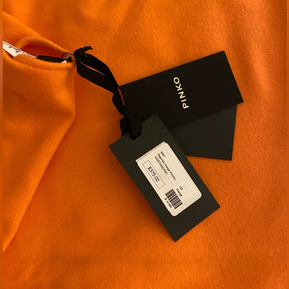 Pinko segunda orange poncho. NWT